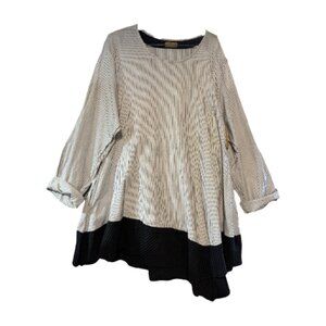 Tulip Artsy Asymmetrical Cotton Tunic Top